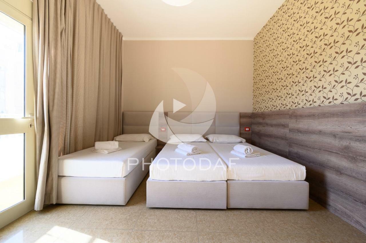 Inn Hotel Škalngur Extérieur photo